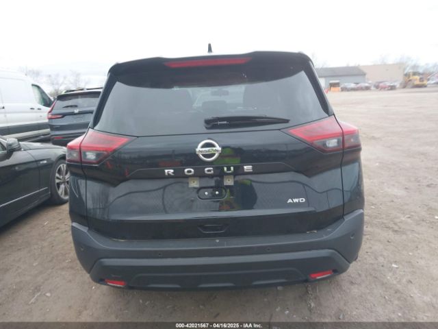 JN8AT3AB2MW228537 Nissan Rogue S Intelligent Awd
