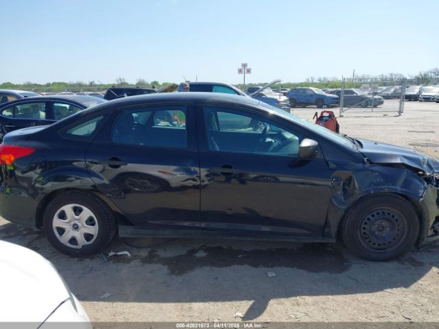1FADP3E20HL244238 Ford FOCUS S