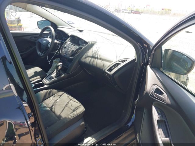 1FADP3E20HL244238 Ford FOCUS S