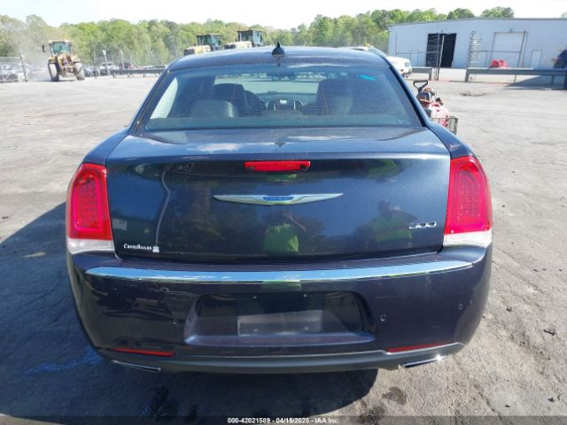 2C3CCAEGXJH269818 Chrysler 300 Limited