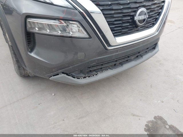 5N1BT3BB8NC695197 Nissan Rogue Sv Intelligent Awd