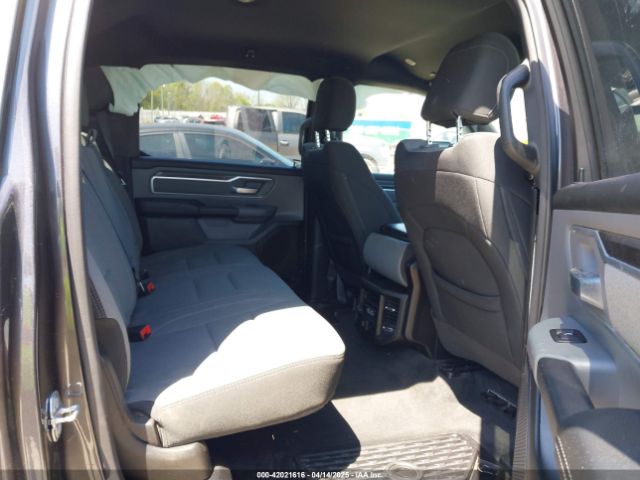 1C6SRFFT7MN825732 RAM 1500 Big Horn  4x4 5'7 Box