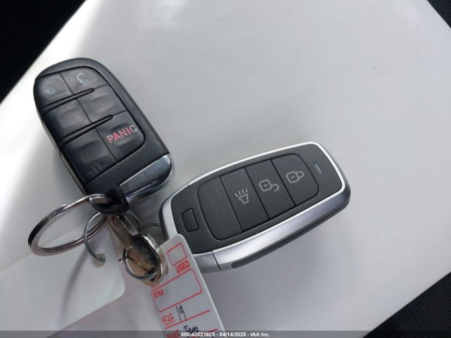 2019 JEEP RENEGADE ZACNJBBB2KPK15600 Photo 10