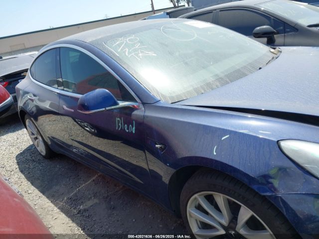 5YJ3E1EB3KF437073 Tesla MODEL 3