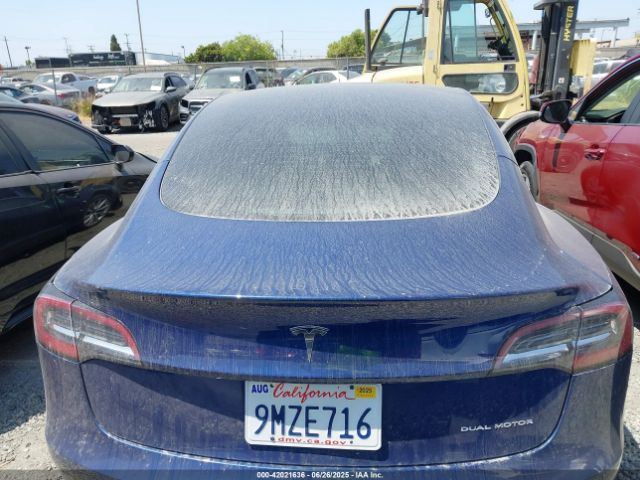 5YJ3E1EB3KF437073 Tesla MODEL 3