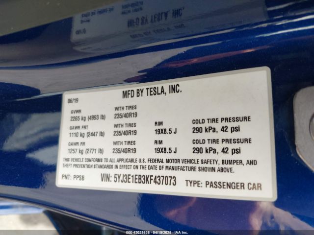 5YJ3E1EB3KF437073 Tesla MODEL 3