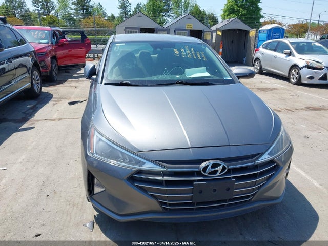 5NPD84LF9KH471782 Hyundai ELANTRA SEL