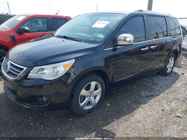 2C4RVADG7ER134801 Volkswagen Routan Sel Premium