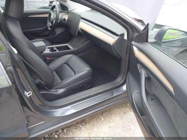 2023 TESLA MODEL 3 5YJ3E1EA4PF605513 Photo 4