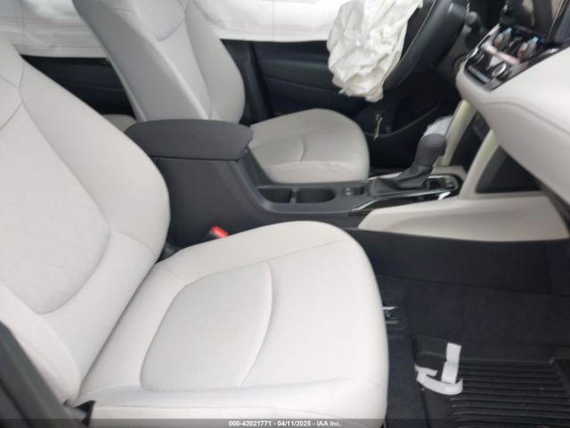 7MUAAABG5SV124532 Toyota Corolla Cross L