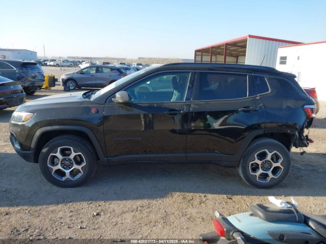 3C4NJDDB1NT133835 Jeep Compass Trailhawk 4x4