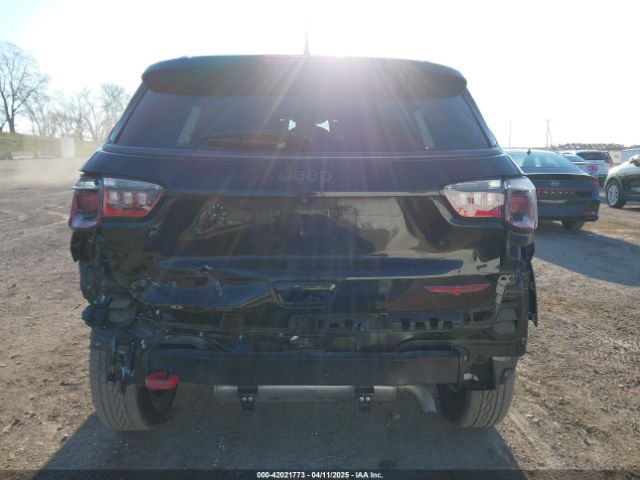 3C4NJDDB1NT133835 Jeep Compass Trailhawk 4x4