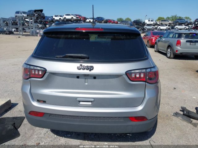 3C4NJCBB5MT509187 Jeep Compass Altitude Fwd