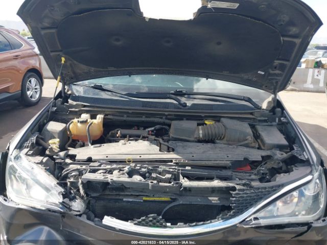 2C4RC1EG9JR104312 Chrysler Pacifica Touring L Plus