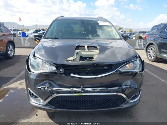 2C4RC1EG9JR104312 Chrysler Pacifica Touring L Plus