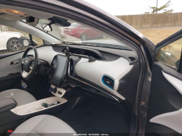 JTDKARFP6J3078362 Toyota Prius Prime Premium