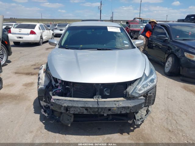 1N4AL3AP1JC113275 Nissan Altima 2.5 S