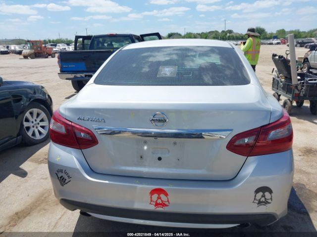 1N4AL3AP1JC113275 Nissan Altima 2.5 S