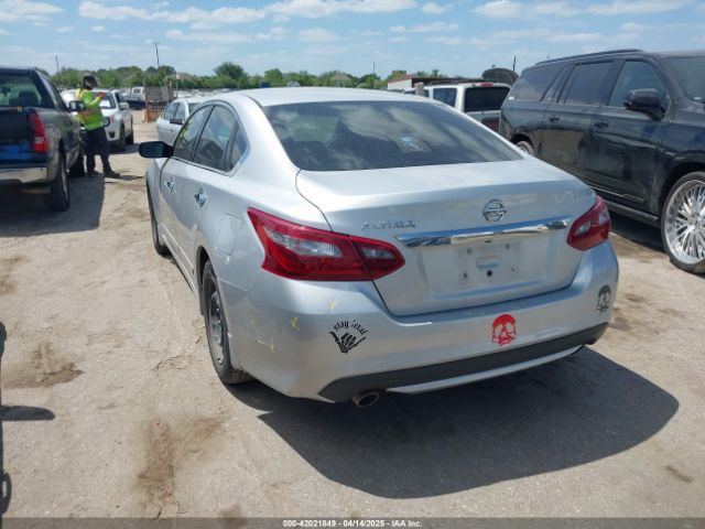 1N4AL3AP1JC113275 Nissan Altima 2.5 S