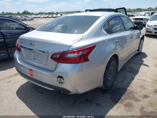 1N4AL3AP1JC113275 Nissan Altima 2.5 S