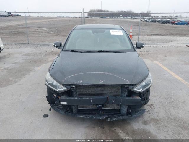 5NPD84LF7HH008466 Hyundai Elantra Limited
