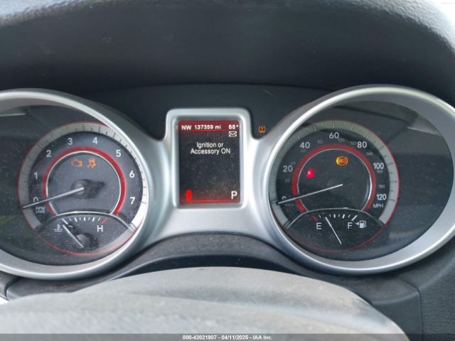 3C4PDCEG9JT379885 Dodge JOURNEY GT