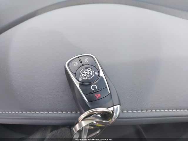 5GAERBKW8JJ228978 Buick Enclave Essence
