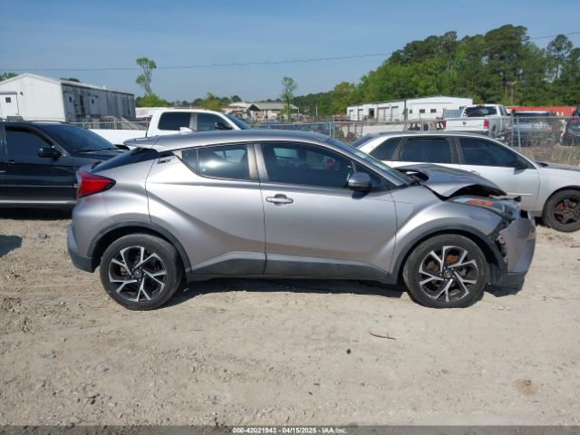 NMTKHMBX1JR026901 Toyota C-HR XLE