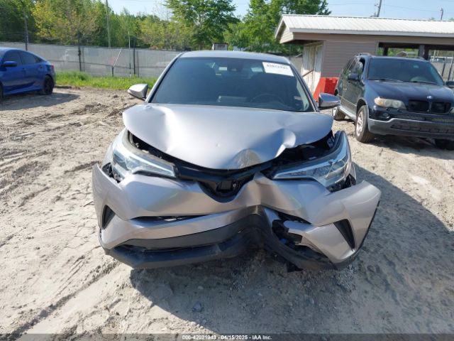 NMTKHMBX1JR026901 Toyota C-HR XLE