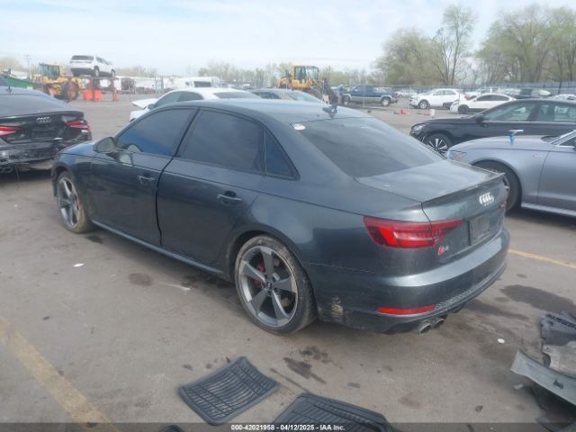 2019 AUDI S4 WAUB4AF47KA030040 Photo 2