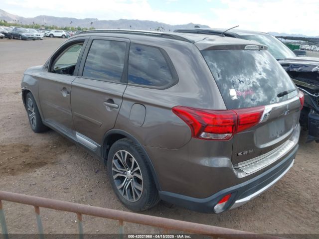 JA4AD3A32GZ038817 Mitsubishi Outlander Sel