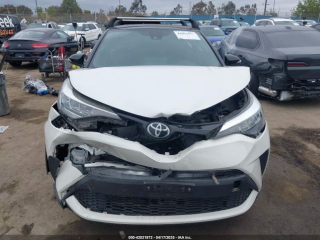 JTNKHMBX9L1092934 Toyota C-HR XLE