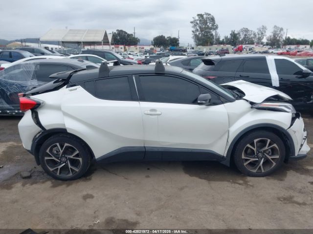 JTNKHMBX9L1092934 Toyota C-HR XLE