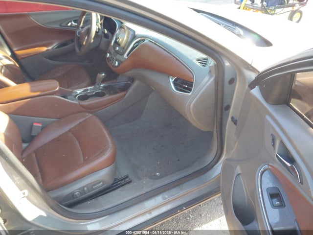 1G1ZE5STXHF165097 Chevrolet MALIBU 1LT