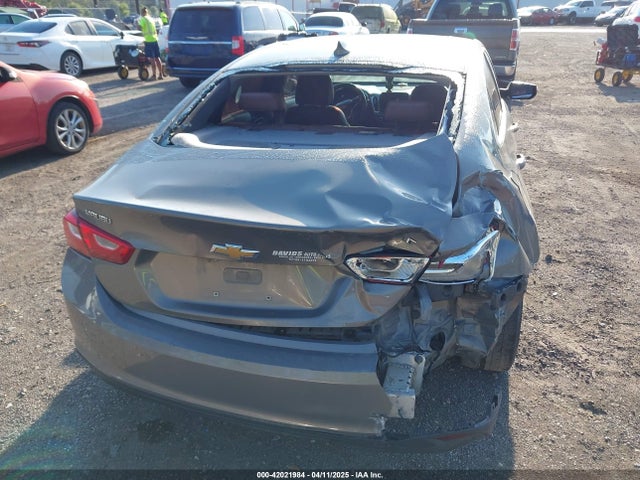 1G1ZE5STXHF165097 Chevrolet MALIBU 1LT