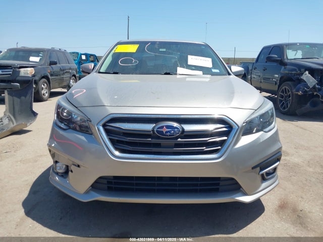 4S3BNAH61K3038105 Subaru Legacy 2.5i Premium