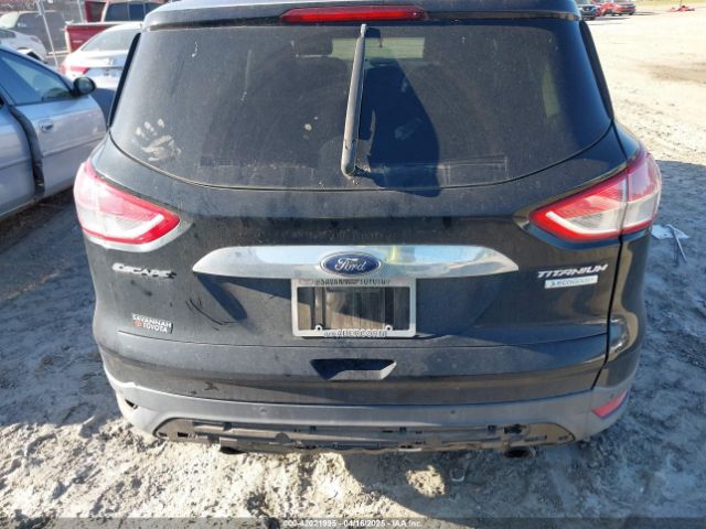 1FMCU0J95GUB51834 Ford Escape Titanium