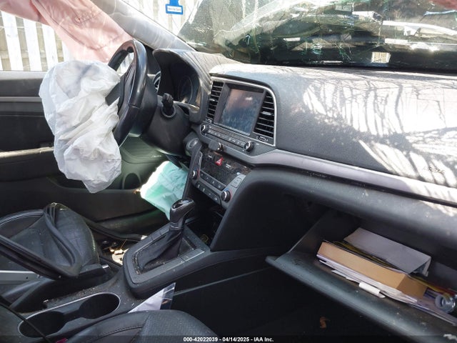 KMHD84LF0HU227500 Hyundai Elantra Limited
