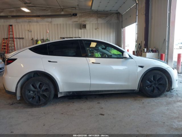 7SAYGDEE7RA294649 Tesla Model Y