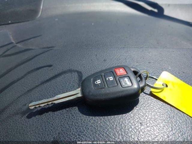 4T1BF1FKXGU529055 Toyota CAMRY XSE