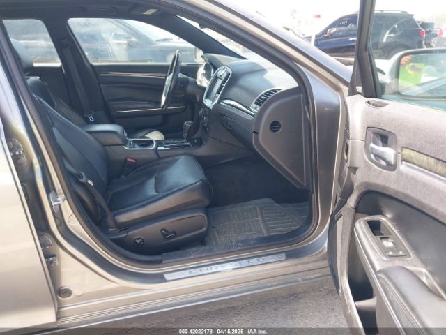 2011 CHRYSLER 300 2C3CA5CG0BH564539 Photo 4