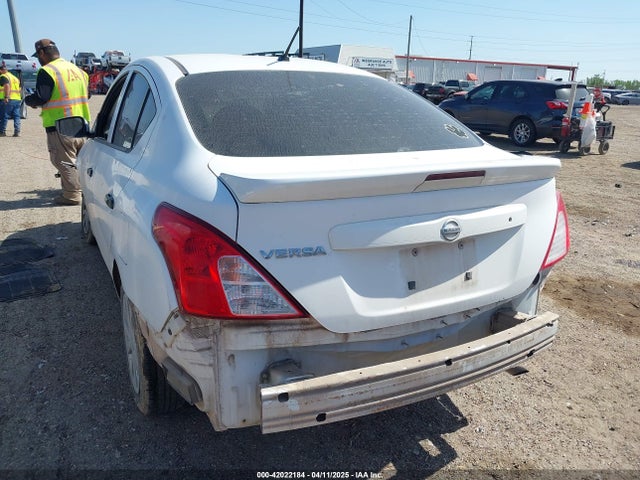 3N1CN7AP1HL883451 Nissan Versa 1.6 S+