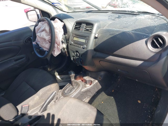 3N1CN7AP1HL883451 Nissan Versa 1.6 S+