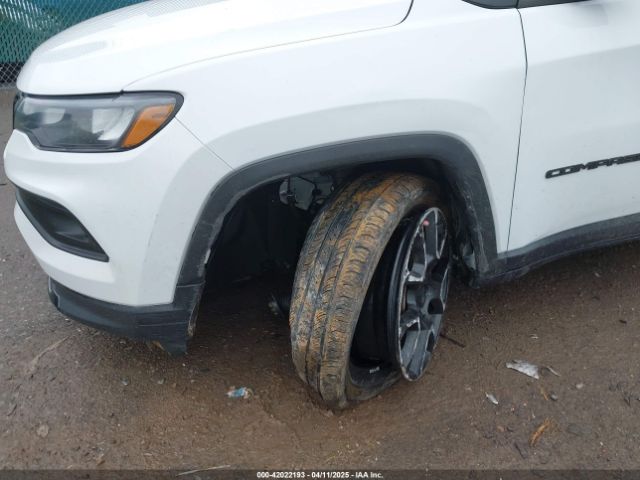 3C4NJDBB7NT176532 Jeep Compass Altitude 4x4