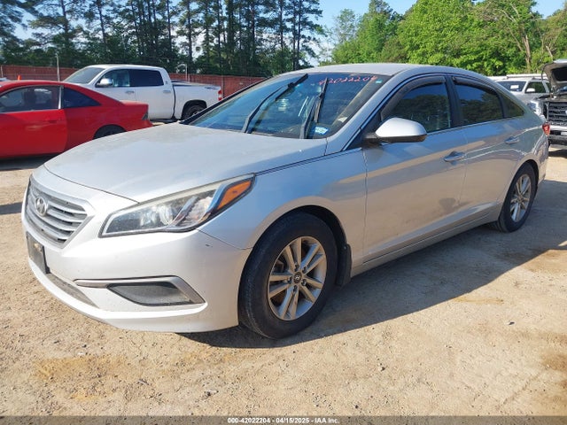 5NPE24AF0HH543079 Hyundai 2017
