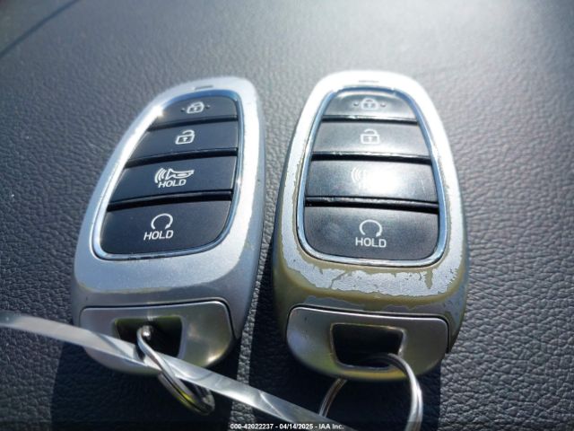 5NMS24AJ4MH353199 Hyundai Santa Fe Sel
