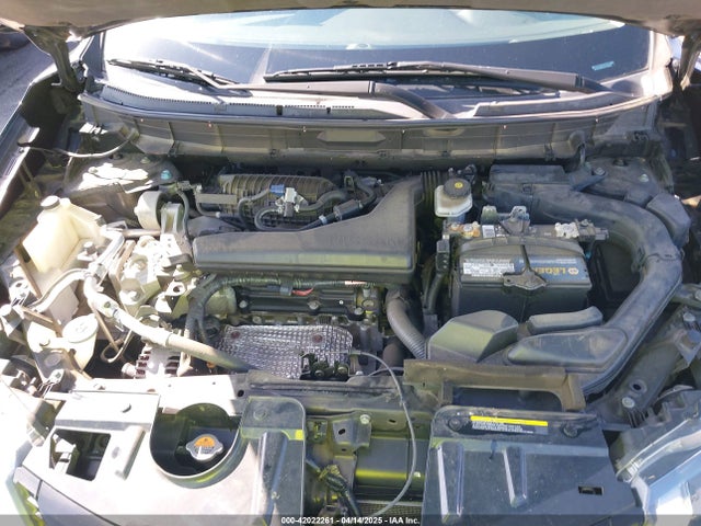 5N1AT2MV5JC752043 Nissan ROGUE SV