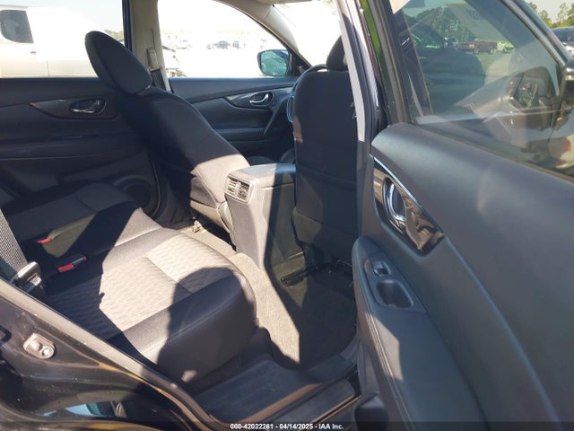 5N1AT2MV5JC752043 Nissan ROGUE SV