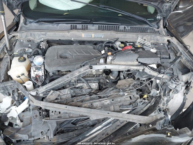 3FA6P0HD6FR104973 Ford FUSION SE