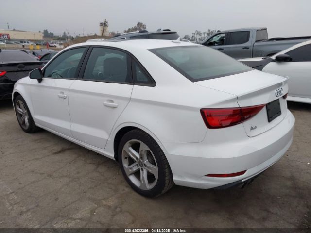 WAUAUGFF0J1037944 Audi A3 2.0t Premium/2.0t Tech Premium